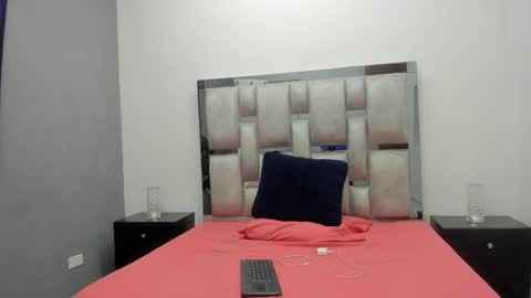 Snapshot of khris__evans chatting on 04-10-26, 11:04 Kris Evans online show from 04-10-26, 11:04