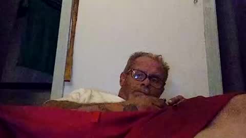 Khristopher Davis online show from 10-19-25, 01:28