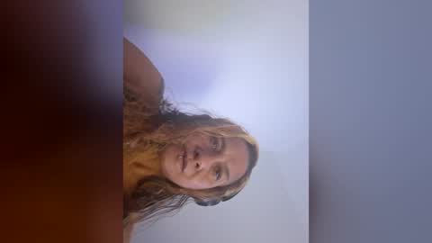 Snapshot of ki_nooks chatting on 06-18-26, 04:22 ki_nooks online show from 06-18-26, 04:22