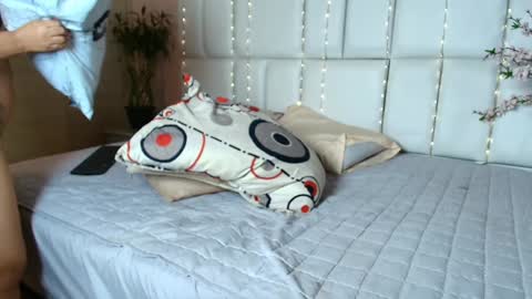    N         M online show from 02-05-25, 05:53