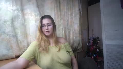 Snapshot of kianna_dior_ chatting on 12-28-24, 10:14 kianna_dior_ online show from 12-28-24, 10:14