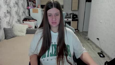 kianna_dior_ online show from 11-13-25, 10:58