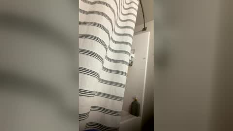 Snapshot of kiannaluv chatting on 03-06-26, 02:24 kiannaluv online show from 03-06-26, 02:24