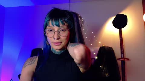 Snapshot of kiannamills chatting on 10-07-25, 06:38 Kianna online show from 10-07-25, 06:38