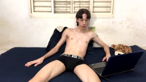 Snapshot of kiantwink chatting on 12-10-24, 08:49 kiantwink online show from 12-10-24, 08:49