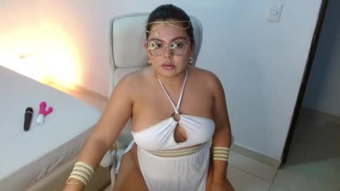 Snapshot of kiara2022 chatting on 02-26-26, 10:20 Kiara Evans online show from 02-26-26, 10:20