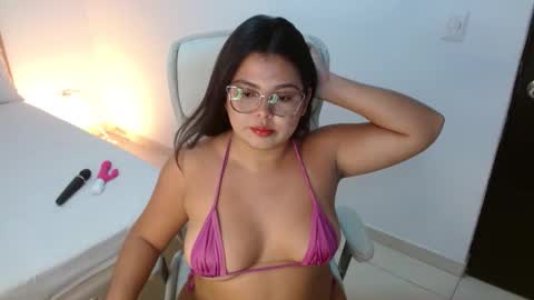 Snapshot of kiara2022 chatting on 03-16-26, 12:06 Kiara Evans online show from 03-16-26, 12:06