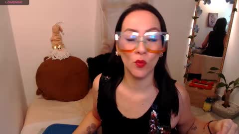 Kiara Bermont online show from 12-31-24, 02:47