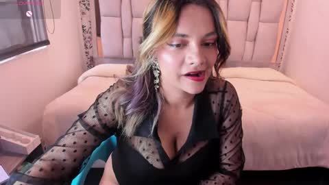 Snapshot of kiara_cruz__ chatting on 05-12-26, 08:17 kiara Cruz online show from 05-12-26, 08:17