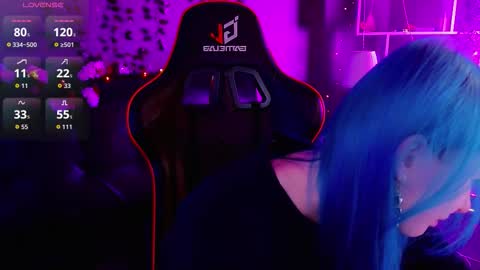 Kira online show from 09-24-25, 08:56