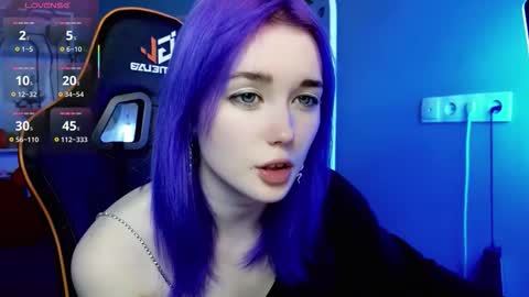 Kira online show from 11-02-25, 09:06