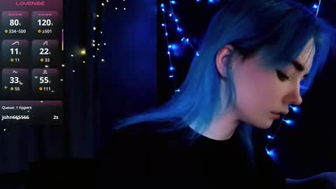 Snapshot of kiara_dream chatting on 12-21-25, 08:05 Kira online show from 12-21-25, 08:05