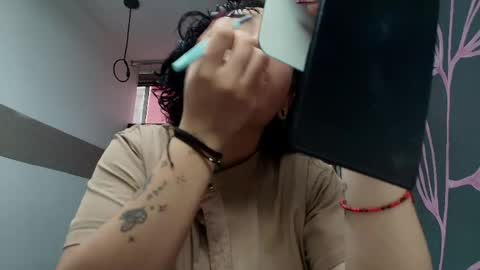 KIARA FOX online show from 05-02-26, 09:53