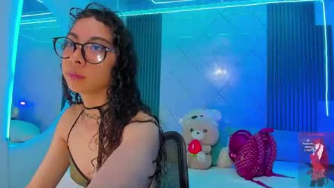 Snapshot of kiara_lovelyy chatting on 06-30-26, 04:02 Kiara online show from 06-30-26, 04:02