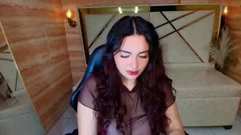 Snapshot of kiara_moon_r chatting on 07-15-26, 03:12 Kiara online show from 07-15-26, 03:12