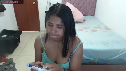 Snapshot of kiara_williamss chatting on 12-14-24, 04:20 Kiara online show from 12-14-24, 04:20