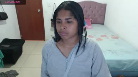 Snapshot of kiara_williamss chatting on 12-15-24, 09:20 Kiara online show from 12-15-24, 09:20