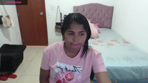 Snapshot of kiara_williamss chatting on 12-25-24, 09:43 Kiara online show from 12-25-24, 09:43