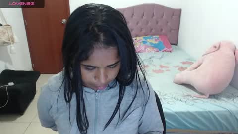 Snapshot of kiara_williamss chatting on 01-05-25, 11:01 Kiara online show from 01-05-25, 11:01