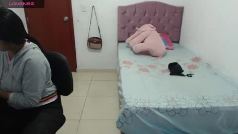 Snapshot of kiara_williamss chatting on 01-06-25, 02:04 Kiara online show from 01-06-25, 02:04