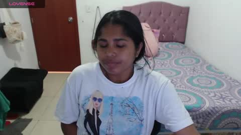 Snapshot of kiara_williamss chatting on 01-10-25, 06:49 Kiara online show from 01-10-25, 06:49