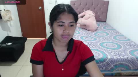 Snapshot of kiara_williamss chatting on 01-17-25, 06:44 Kiara online show from 01-17-25, 06:44