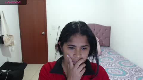 Snapshot of kiara_williamss chatting on 01-18-25, 12:24 Kiara online show from 01-18-25, 12:24