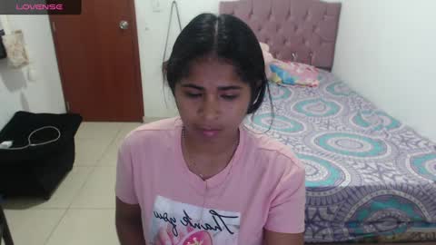 Snapshot of kiara_williamss chatting on 01-23-25, 10:54 Kiara online show from 01-23-25, 10:54