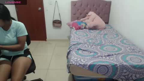 Snapshot of kiara_williamss chatting on 01-28-25, 08:58 Kiara online show from 01-28-25, 08:58