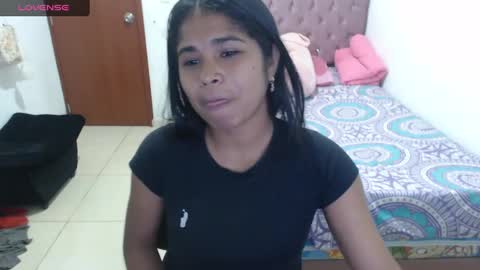 Snapshot of kiara_williamss chatting on 02-21-25, 02:28 Kiara online show from 02-21-25, 02:28