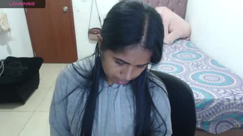 Snapshot of kiara_williamss chatting on 02-26-25, 12:49 Kiara online show from 02-26-25, 12:49