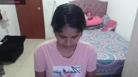 Snapshot of kiara_williamss chatting on 03-04-25, 06:07 Kiara online show from 03-04-25, 06:07