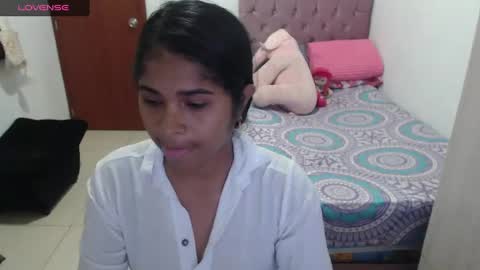Snapshot of kiara_williamss chatting on 03-05-25, 11:05 Kiara online show from 03-05-25, 11:05