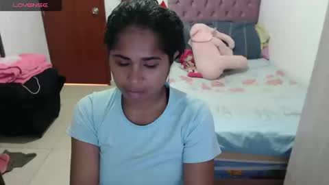 Snapshot of kiara_williamss chatting on 09-16-25, 06:09 Kiara online show from 09-16-25, 06:09