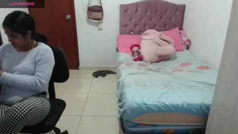 Snapshot of kiara_williamss chatting on 10-01-25, 12:27 Kiara online show from 10-01-25, 12:27