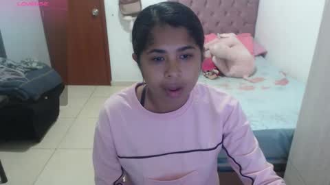 Snapshot of kiara_williamss chatting on 11-23-25, 10:20 Kiara online show from 11-23-25, 10:20