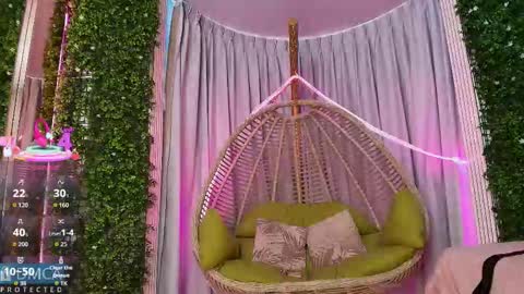 Kiara Zahiri online show from 10-02-25, 11:06