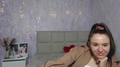 Snapshot of kiaracriegs chatting on 01-24-25, 02:07 Kara online show from 01-24-25, 02:07