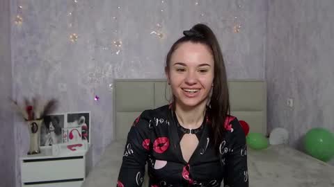 Snapshot of kiaracriegs chatting on 01-25-25, 05:07 Kara online show from 01-25-25, 05:07