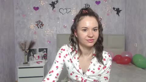 Snapshot of kiaracriegs chatting on 02-03-25, 01:09 Kara online show from 02-03-25, 01:09