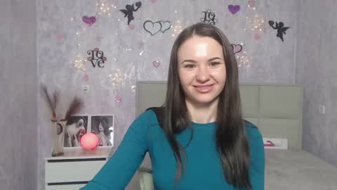 Snapshot of kiaracriegs chatting on 03-10-25, 12:18 Kara online show from 03-10-25, 12:18