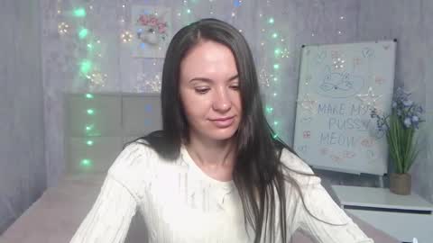 Snapshot of kiaracriegs chatting on 09-22-25, 05:59 Kara online show from 09-22-25, 05:59