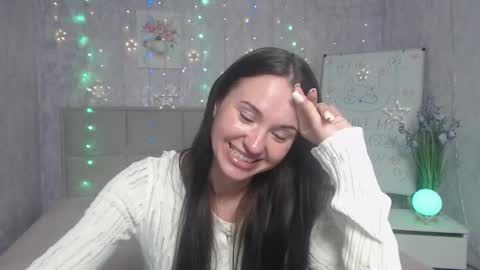 Snapshot of kiaracriegs chatting on 09-24-25, 06:55 Kara online show from 09-24-25, 06:55