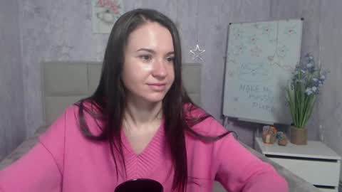 Snapshot of kiaracriegs chatting on 11-10-25, 06:51 Kara online show from 11-10-25, 06:51