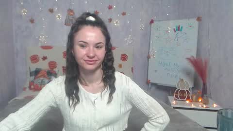 Snapshot of kiaracriegs chatting on 11-14-25, 08:40 Kara online show from 11-14-25, 08:40