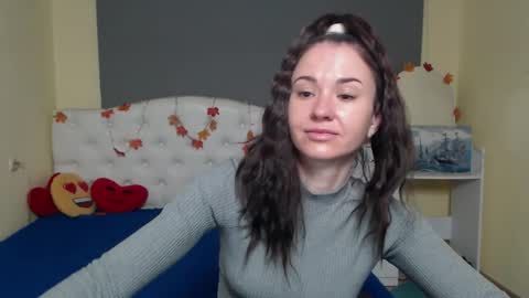 Snapshot of kiaracriegs chatting on 11-15-25, 06:26 Kara online show from 11-15-25, 06:26