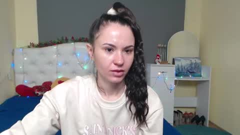 Snapshot of kiaracriegs chatting on 12-05-25, 07:21 Kara online show from 12-05-25, 07:21