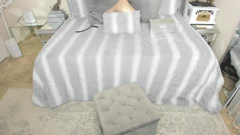 Snapshot of kiarose chatting on 02-19-25, 09:17 Kia Rose online show from 02-19-25, 09:17