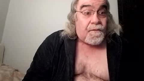 Snapshot of kickinme chatting on 03-06-25, 11:20 KICKINME online show from 03-06-25, 11:20