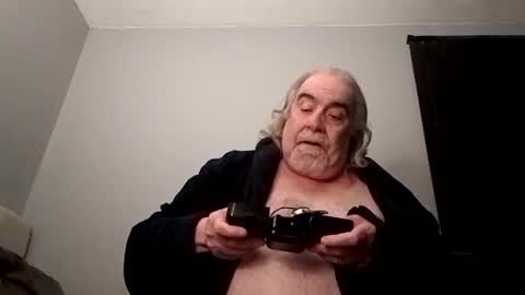 Snapshot of kickinme chatting on 03-08-25, 06:37 KICKINME online show from 03-08-25, 06:37